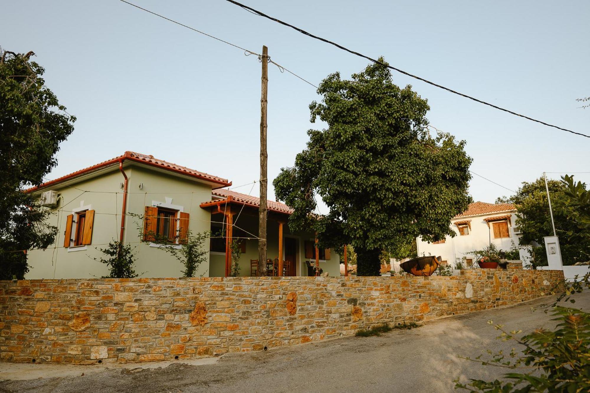 Horizon Residences Argalasti Buitenkant foto